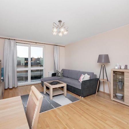 Cozy Corner: Apartment With Wifi And Private Balcony Wrocław Kültér fotó